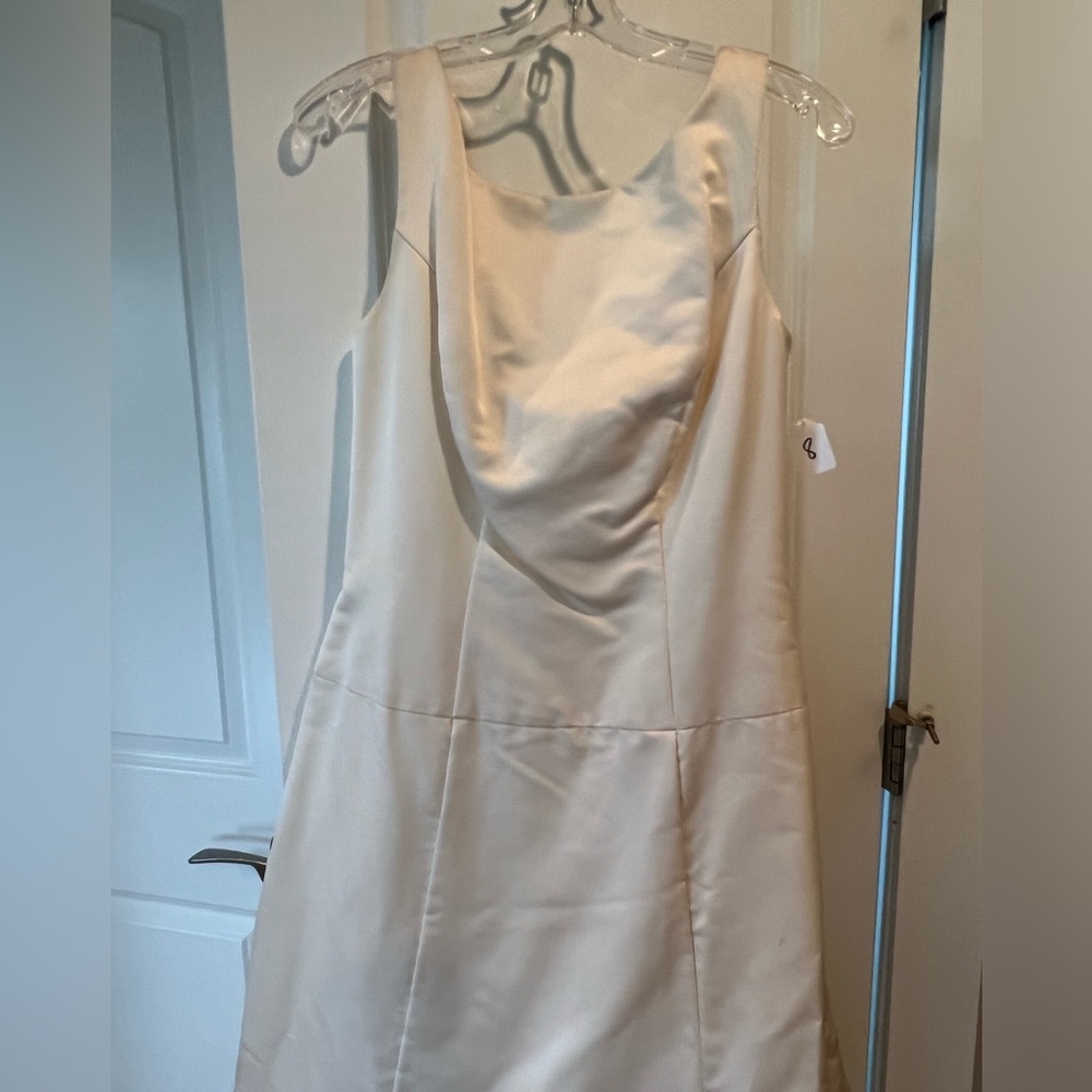 Elegant Cream Wedding Dress